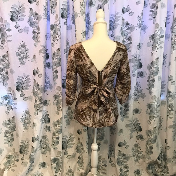 BCBG Max Azria Brown V Neck Blouse w/ Tie Detail and Exposed Zipper size Small - Picture 4 of 12